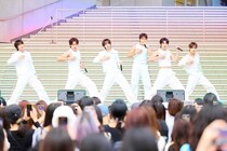 アジア・ライジンググループ賞受賞の82MAJORが来日　「腕時計ダンス」が印象的な新曲「Sign」を日本初披露