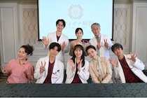 比嘉愛未、松島聡、真矢ミキらがクランクイン　「“命の現場”のリアルお届けできたら」＜ファーストクライ 母子救命救急班＞