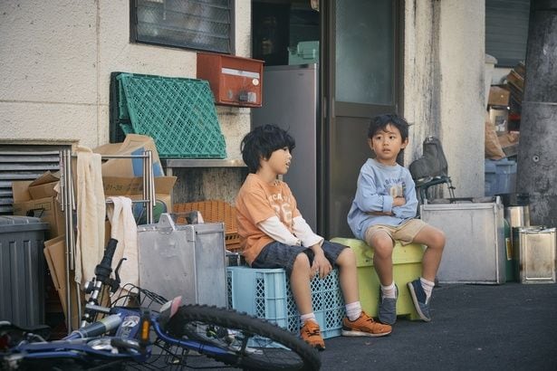 回想シーンを丁寧に見返すことで見えてくる物語の真実とは