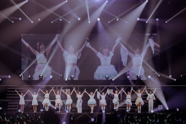 ツアー「BEYOOOOONDS CONCERT 2026 SPRING [HIGH! TENSION BEYOSCOOOOOPE]」横浜アリーナ公演より