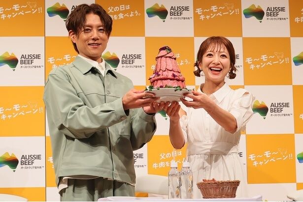 (写真左から)杉浦太陽、辻希美