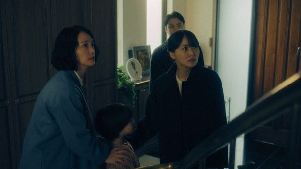 菅井友香“蓉子”は暴走する稲葉友“史幸”を止めようと試みる…奇妙な三角関係を描くラブサスペンスが完結＜水曜日、私の夫に抱かれてください 最終話＞