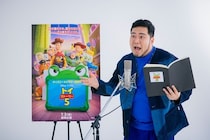 令和ロマン・松井ケムリ『トイ・ストーリー５』声優決定「くるまには何も言っていないです」“カバのデジタルマップおもちゃ”役