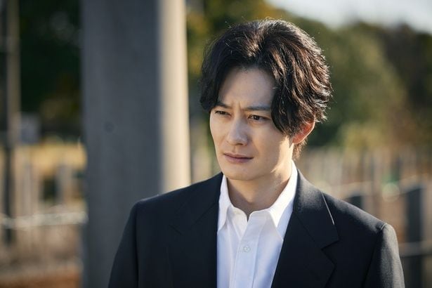 金曜ドラマ「田鎖ブラザーズ」で、田鎖兄弟の兄・真を演じる岡田将生