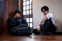 岡田将生“真”、染谷将太“稔”に「もっちゃんを許すつもりは無い。けど、もっちゃんは味方だ」＜田鎖ブラザーズ＞