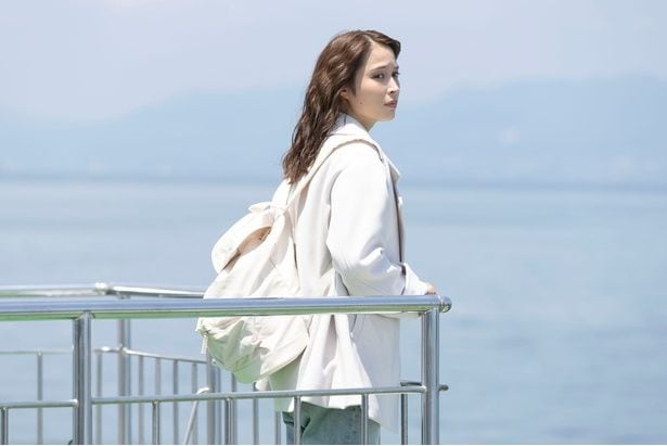 広瀬アリス、映画主演で余命1年の教師に 感情を失った高校生との切なくとも温かい物語を描く<沖晴くんの涙を殺して>