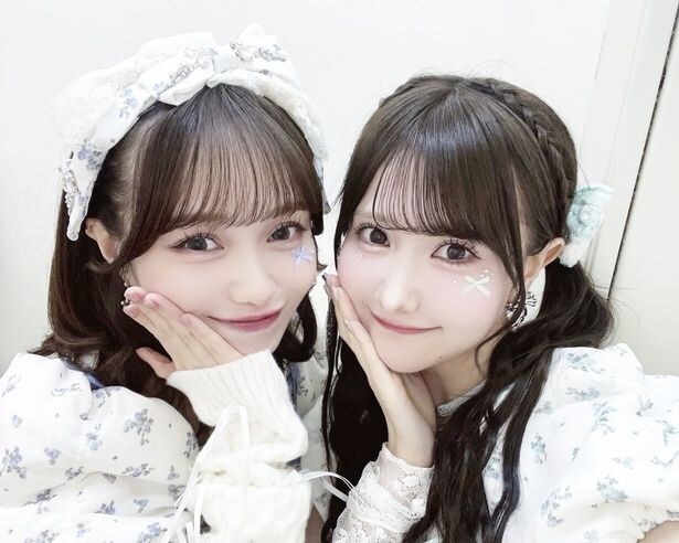 キラキラアイドル12年選手・Toi Toi Toi山田せいあは「おもろ愛されお姉ちゃん」、前垣さらが絶賛する“透明感”／ さらちのおまじないスケッチ