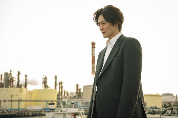 面倒くさがりな兄・田鎖真を演じた岡田将生