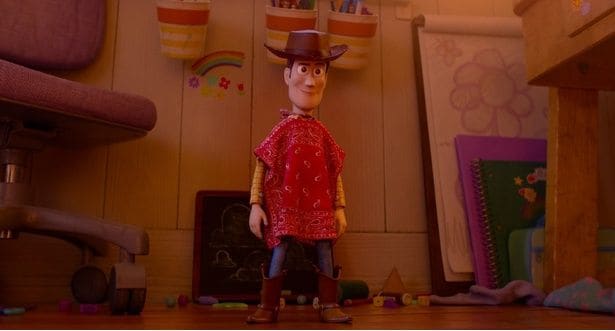 ウッディの“衝撃的な変化”におもちゃたちはビックリも、バズは再会に歓喜 映画「トイ・ストーリー5」本編映像公開