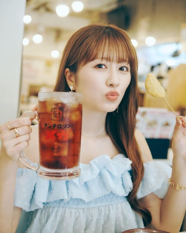 串カツ田中(東京)／佐々木彩夏写真集「ぺろり」収録イメージカット