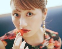 ももクロ佐々木彩夏が30歳記念で初写真集を発売「皆さんのお気に入りの一枚を見つけてもらえたら」