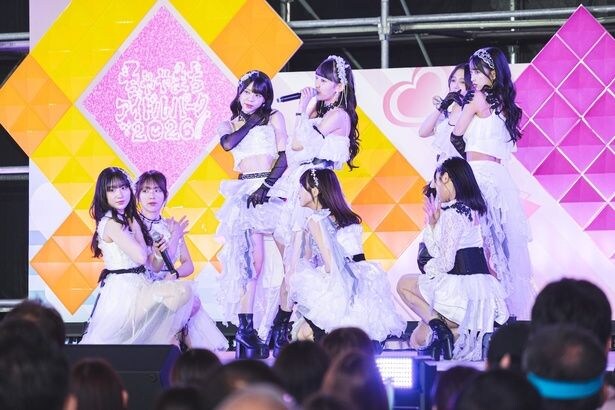OCHA NORMAがMBSテレビ「ライバルたちがめっちゃ褒めてくる」公開収録に出演