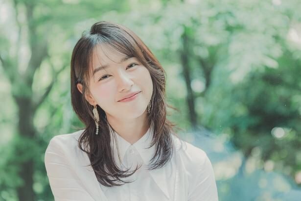 出演作続く桜井日奈子「20代で一生懸命やってきたことが、面白い役として返ってきている」<死神バーバー>