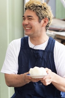 バイリンガル俳優・spiによる初旅番組がスタート　初回は“塩”がキーワードの行き当たりばったり旅＜たびびとすぴ＞