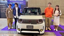 内海光司、幻のスポーツカーやアストンマーティンに大興奮「写真でしか見たことがない！」＜おぎやはぎの愛車遍歴＞