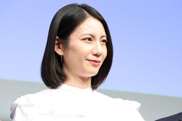 松下奈緒、鮮やかなピンクパンツ姿に反響「奈緒さん、カッコいい」　勝村政信との共演にも喜び