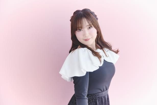 『BanG Dream!』（市ヶ谷有咲）、『メダリスト』（鹿本すず）、『ウマ娘 プリティーダービー』（ヴィブロス）などの作品に出演する声優・伊藤彩沙