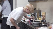 TXT・TAEHYUN“シェフ”「いい出来だ！」豪華な幼児食を準備も…赤ちゃんが食べてくれずアタフタ＜TXTの育児日記＞