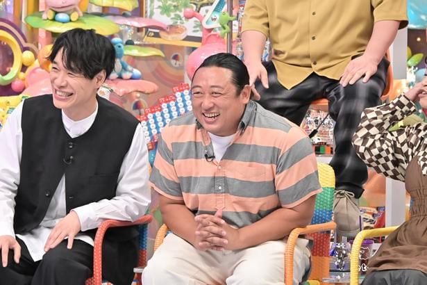 ロバート・秋山竜次の“祖母菓子”を紹介する