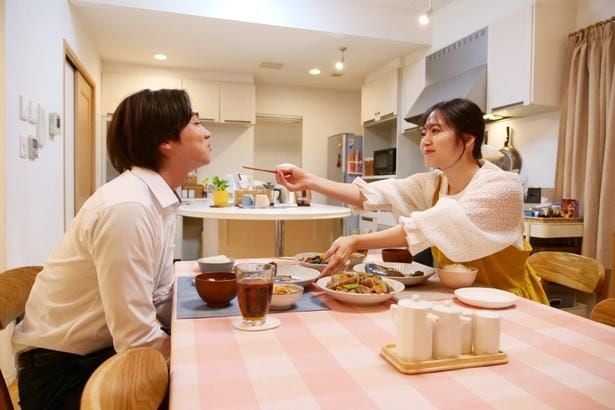 THE RAMPAGE・吉野北人&鈴木愛理W主演「昨夜は殺れたかも」場面写真公開 幸せな結婚生活から“秘密の一面”も