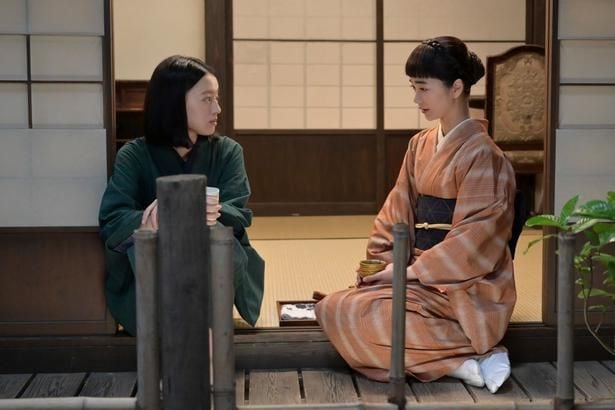 りん(見上愛)と直美(上坂樹里)は“自分の最期”について語り合う