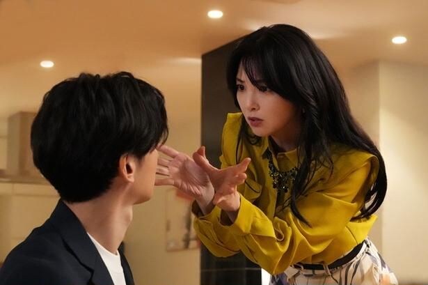 田中麗奈“麻衣子”の恐妻ぶりにSNS騒然「闇広」「ホラーすぎる」と悲鳴＜親愛なる夫へ＞
