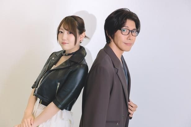 TVアニメ「スーパーの裏でヤニ吸うふたり」で声優を務める佐藤拓也、星希成奏