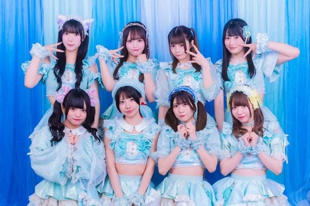 I MY ME MINE(写真上段左から美園うらら、広瀬くれは、犬飼うた、保坂しおり 下段左から紬木みく、百千もね、髙田あかり、結月きい)
