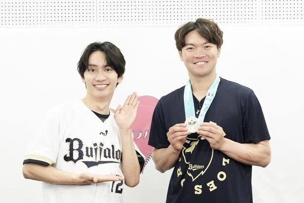 藤原丈一郎、13歳の通訳力に脱帽「すこちゃんがいなかったら成り立たなかった」<藤原丈一郎の月刊!オリックスLOVER>