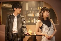 横山裕“磯貝”＆関水渚“ヒナタ”、女性が消える疑惑のパーティーに潜入＜今夜もシリアルキラーと待ち合わせ＞
