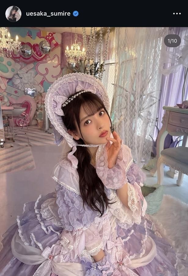【写真】あざとかわいい…上坂すみれは紫ベースのロリータファッションで完璧なポーズを披露