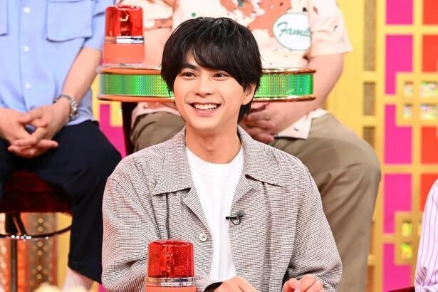 timelesz・佐藤勝利、セブ島帰り2人組の“違和感”に迫る　原菜乃華の回答にスタジオツッコミ＜THE突破ファイル＞