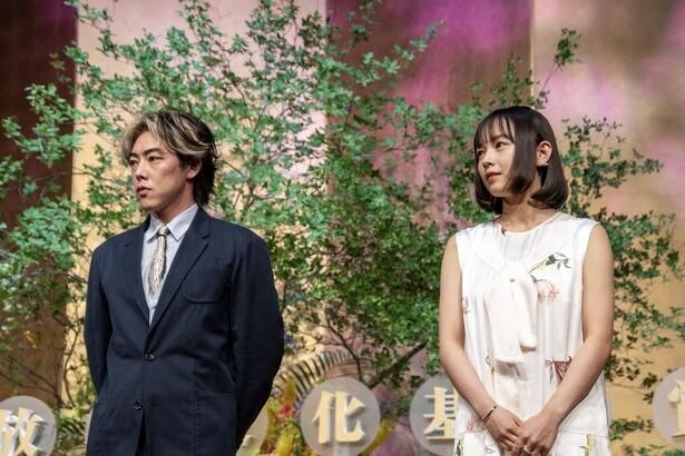 吉村界人と光嶌なづな/「第52回放送文化基金賞」贈呈式より