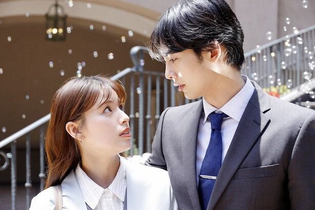 「ドライな同期の溺愛癖」第1話より