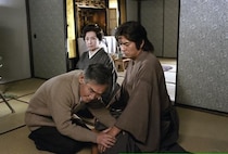 古谷一行“金田一耕助”が絶対的象徴となった理由　色褪せない魅力は“アンニュイさと強い黒目”のギャップにあり
