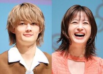 松本若菜&佐野勇斗、2人でお茶目ポーズ披露の仲良しオフショットに「おもろくてかわいすぎる」の声＜君の好きは無敵＞