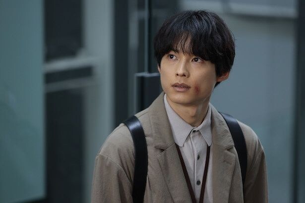 ＜告白－25年目の秘密－＞衝撃の事件が起こり松村北斗“爽太”への疑惑の声集まる…初回トレンド1位獲得で好発進