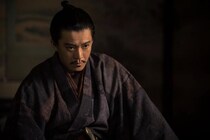 小栗旬がたどり着いた“人間・織田信長”の孤独と葛藤　仲野太賀＆池松壮亮への深い信頼も語る＜豊臣兄弟！＞