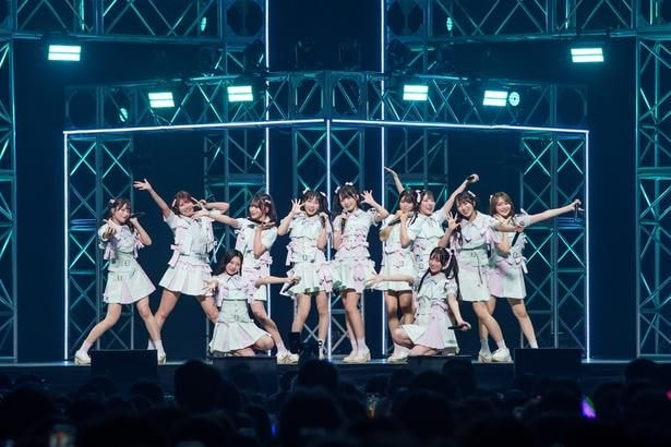 自身最大規模となるKアリーナ横浜でワンマンライブを行った≒JOY