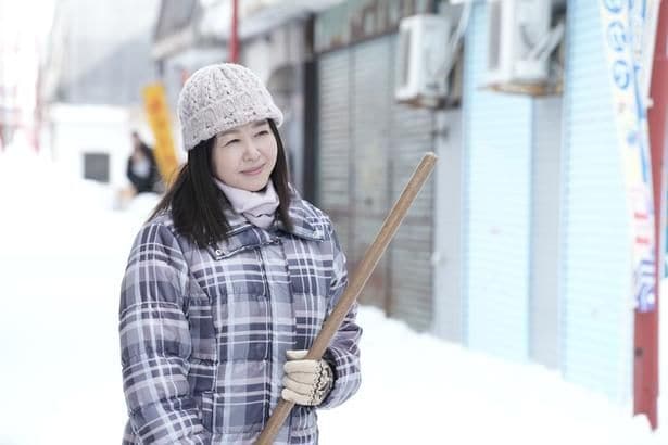 堀内敬子は⽃古誕の居酒屋兼旅館の「たけもと」の⼥主⼈・みさ⼦役に決定