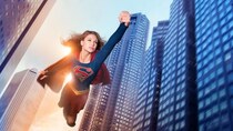 「スーパーガール」映画版とドラマ版の違いや魅力を徹底比較　メリッサ・ブノワとミリー・オールコックが紡ぐ新旧ヒロイン像