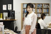小栗有以“加奈子”が藤林泰也“宮嶋”に『彼氏募集中』をアピールした姿に「かわいい！」と反響＜ドライな同期の溺愛癖＞