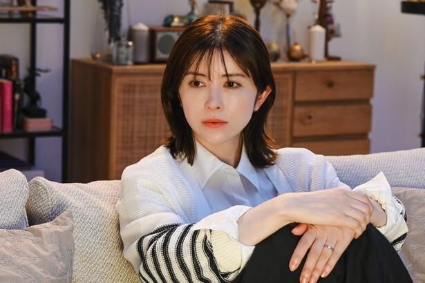 真弓(宮澤エマ)は、正樹の言葉を信じ始めた?