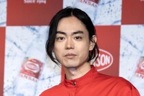 菅田将暉、初めてのチェーンソーで氷像アイスカービングを実践「気分爽快というか、スカッとしました」