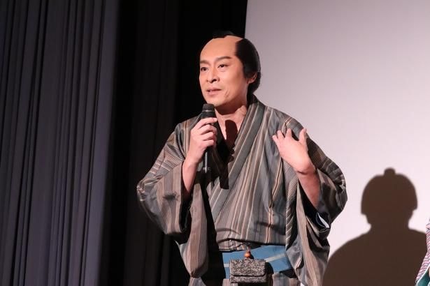 善治役の井之上チャル