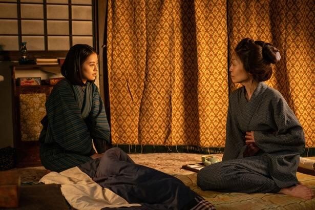 直美(上坂)は瑞穂屋の文(内田慈)の看護をすることに