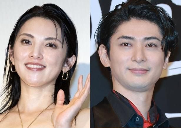 田中麗奈＆古川雄大がソファーで寄り添い笑顔…“本編とは異なる雰囲気の2ショット”に反響＜親愛なる夫へ～完璧な妻の嘘～＞