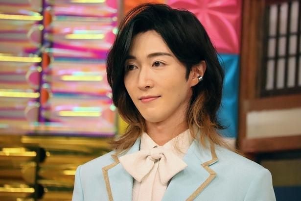 過去のエピソードを明かしたサカイJr.(モナキ)