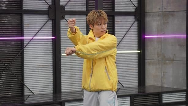 TETSUYA&中務裕太が平均年齢70歳のシニアブレイキンチームとコラボ 「勝手にしやがれ」を見事にマスター<DANCE TRAIN>