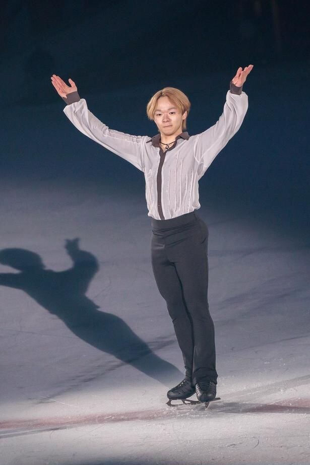 「プリンスアイスワールド2026-2027 THE REVUE ON ICE 横浜公演」より